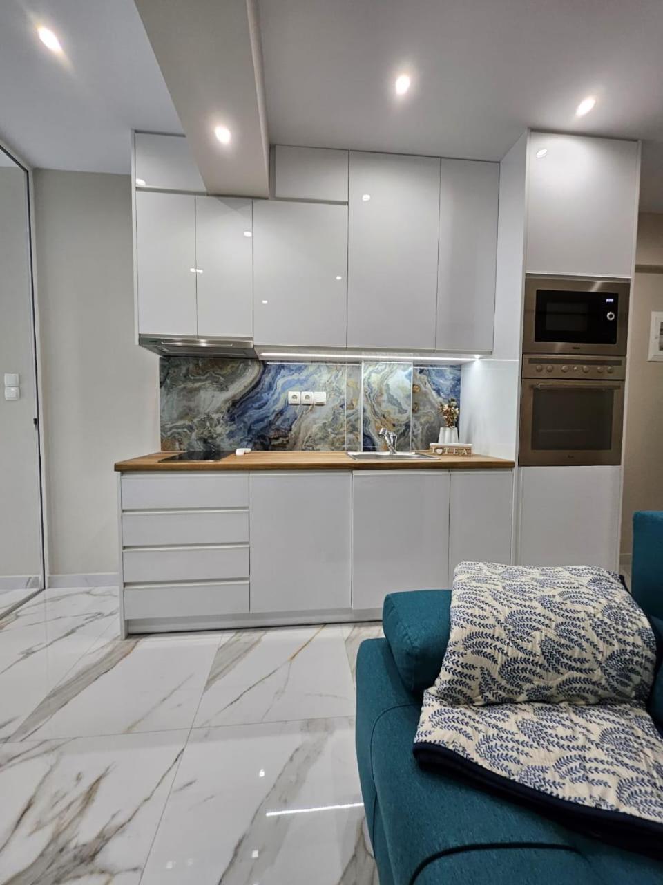 Agora Luxury Apartment 7 Loutráki Buitenkant foto